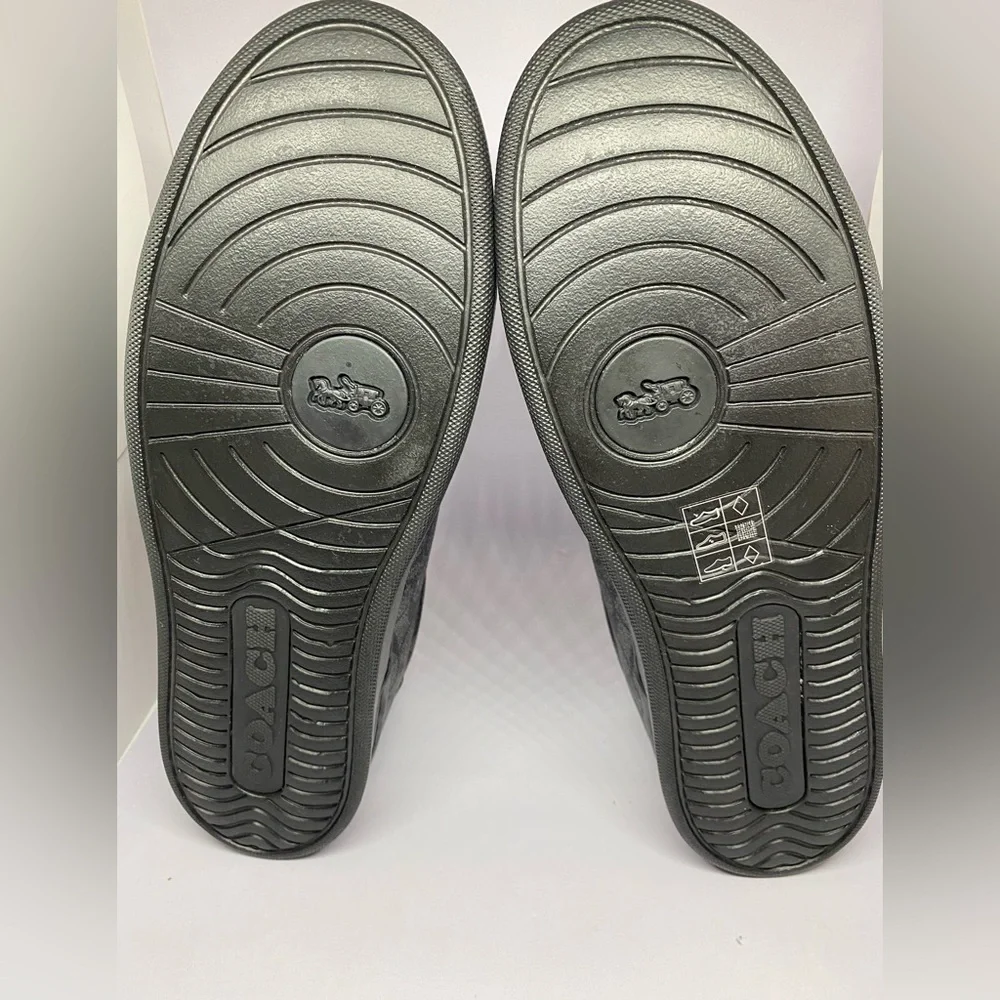 Coach Men’s Signature Sneaker - Picture 4 of 9